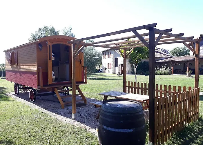 Au Pichet Отель типа 